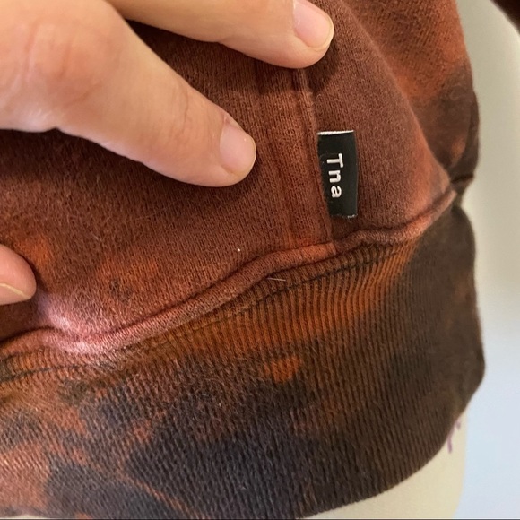 Aritzia TNA The Perfect Hoodie Bleach Tie Dye - Picture 10 of 15